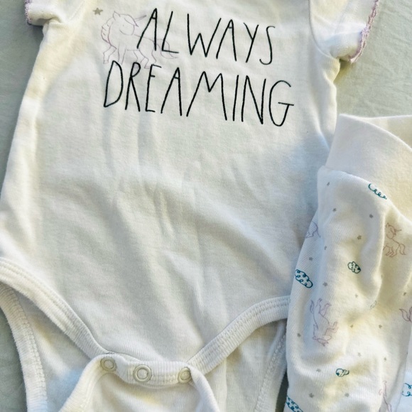 Rae Dunn baby set with head band/tie - Picture 4 of 4